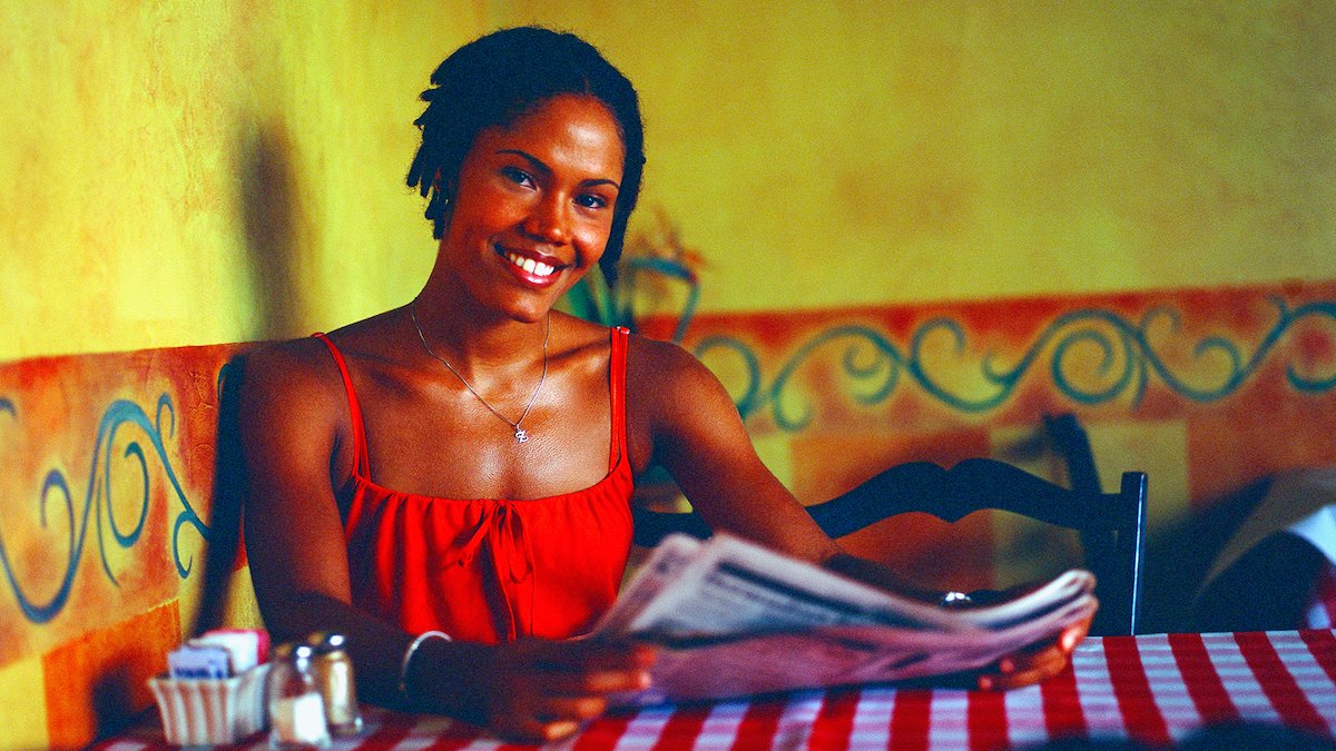 Does reading feel good news actually make us happier?