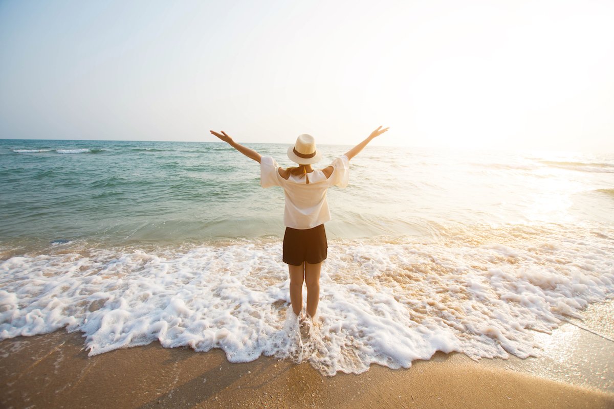 4 Science-Backed Health Benefits Of Living By The Sea