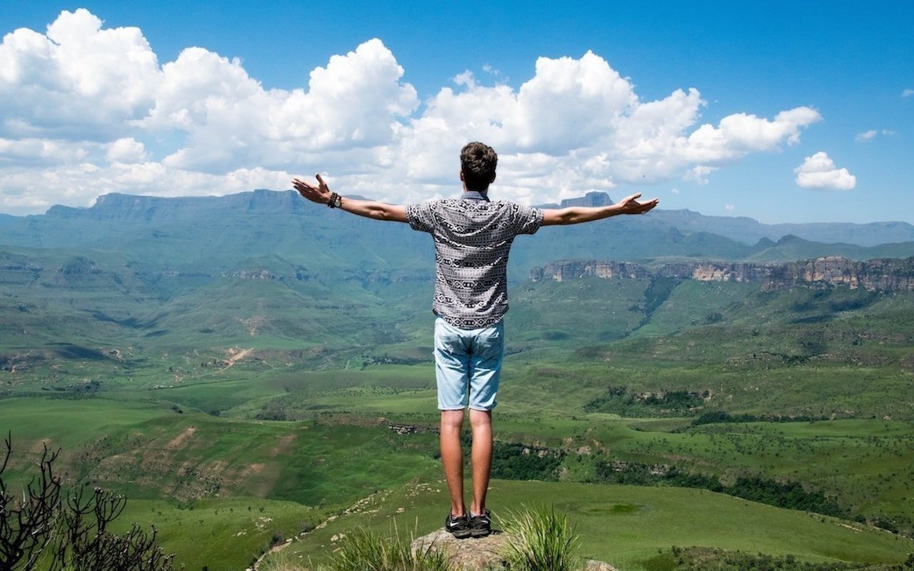 The 6 Science-Backed Benefits of Living Simply