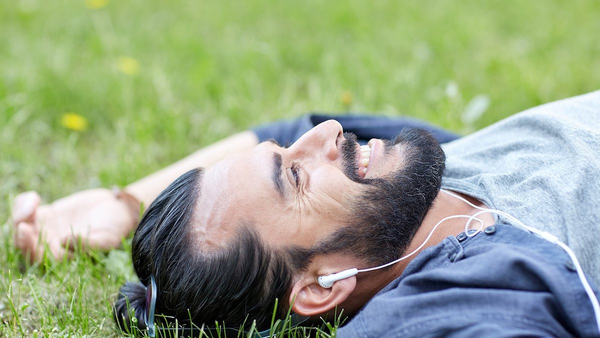 The 6 Best Happiness Apps to Improve Well-Being